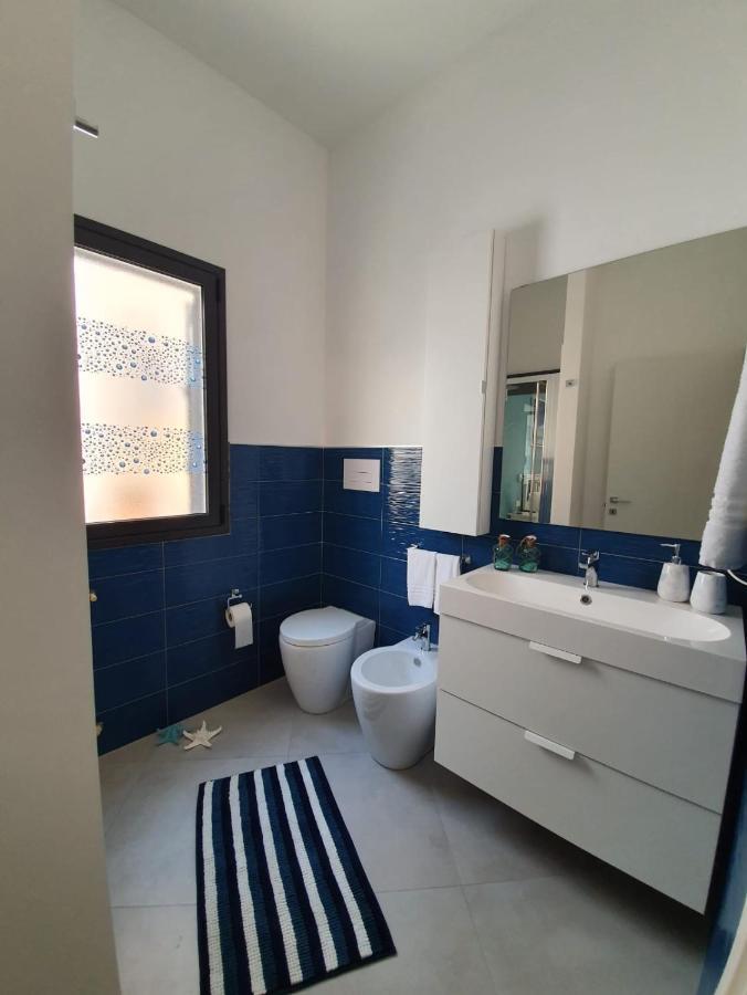 Magilu Case Con Jacuzzi カステッランマーレ・デル・ゴルフォ エクステリア 写真